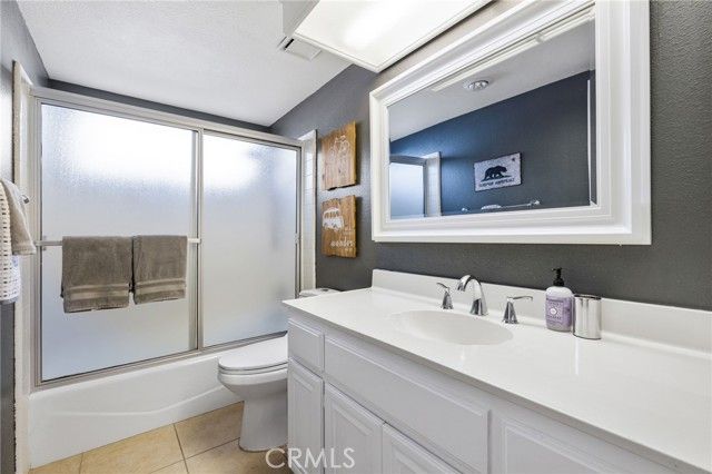 77116 Pauma Valley Way, Palm Desert, CA 92211