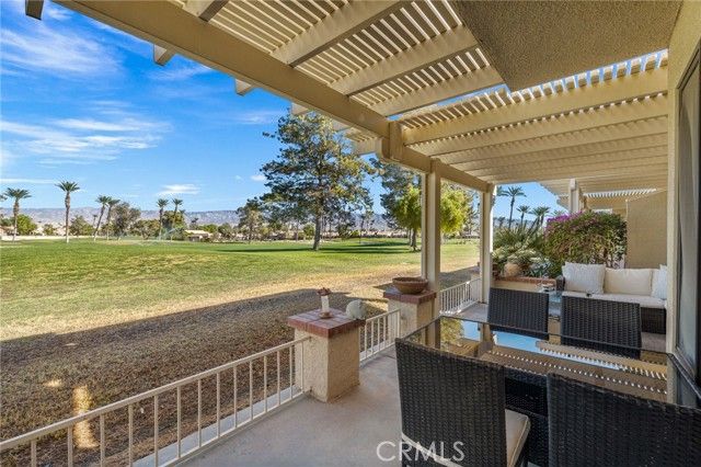 77116 Pauma Valley Way, Palm Desert, CA 92211