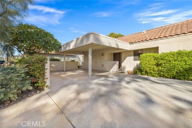 77116 Pauma Valley Way, Palm Desert, CA 92211