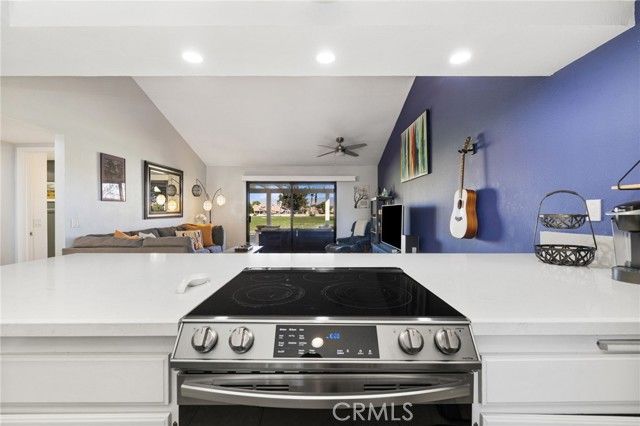 77116 Pauma Valley Way, Palm Desert, CA 92211