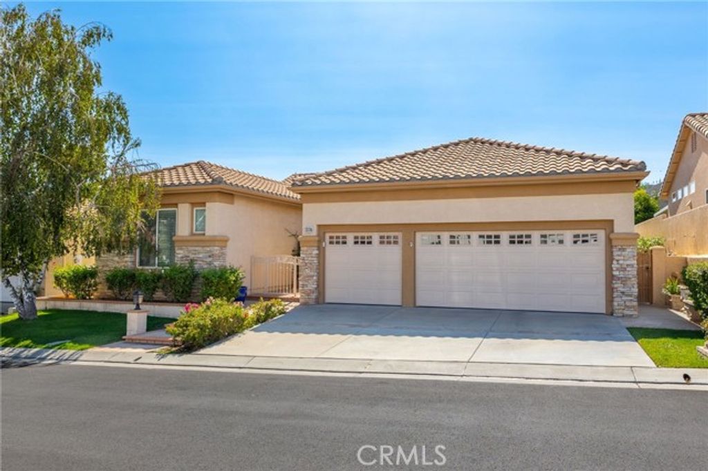 4967 Singing Hills Drive, Banning, CA 92220