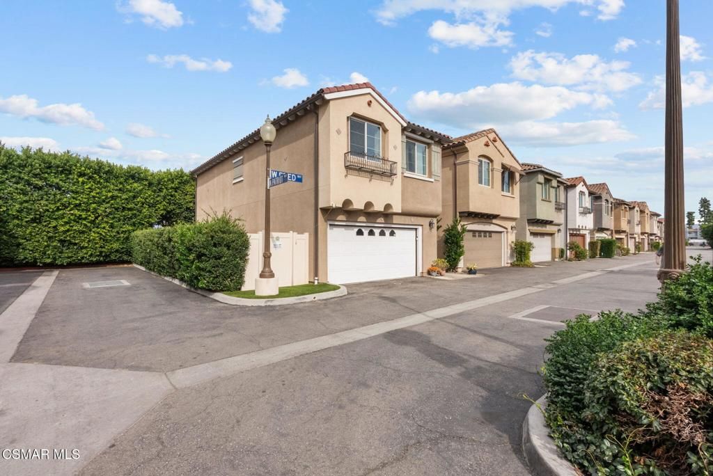 15215 W Fred Way, Van Nuys, CA 91405