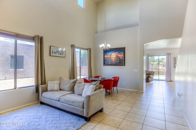 282 E Forrest Feezor Street, Vail, AZ 85641