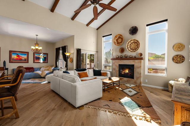 204 Winged Foot Court SE, Rio Rancho, NM 87124