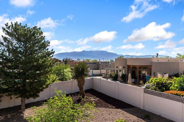 204 Winged Foot Court SE, Rio Rancho, NM 87124