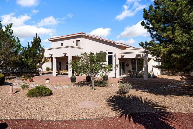 204 Winged Foot Court SE, Rio Rancho, NM 87124