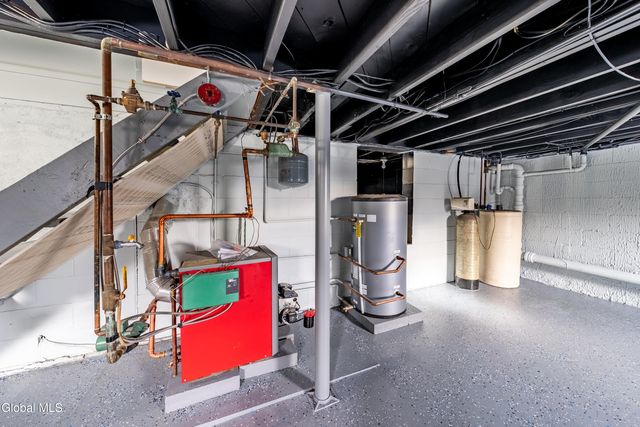 6 Brod Acres Road, Poestenkill, NY 12140