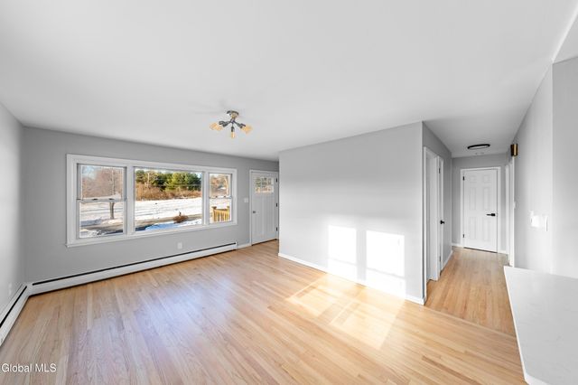 6 Brod Acres Road, Poestenkill, NY 12140