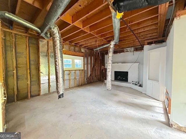 6767 Creek Valley Way, Douglasville, GA 30134