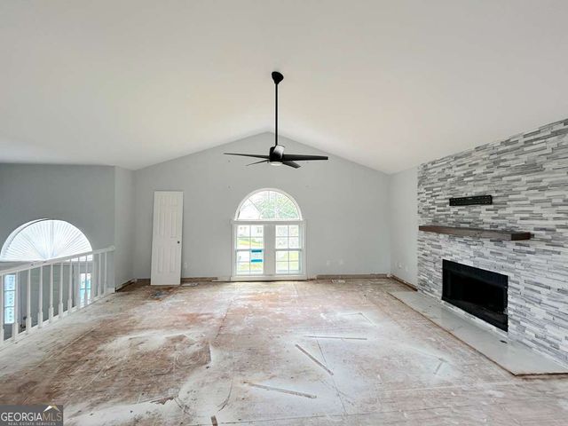 6767 Creek Valley Way, Douglasville, GA 30134
