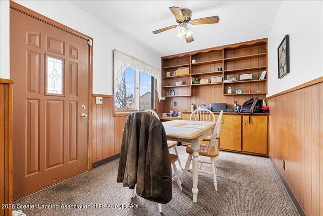 2610 W Washtenaw Street, Lansing, MI 48917