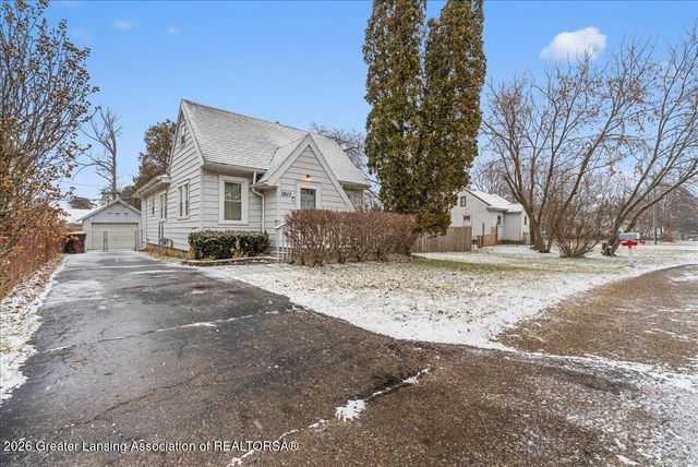 2610 W Washtenaw Street, Lansing, MI 48917