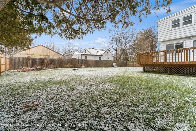 2610 W Washtenaw Street, Lansing, MI 48917