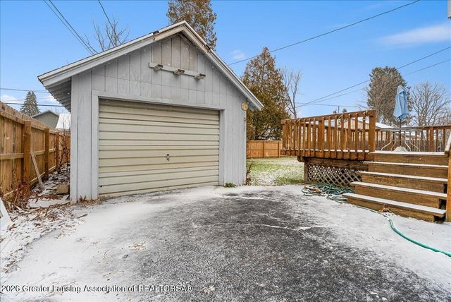 2610 W Washtenaw Street, Lansing, MI 48917