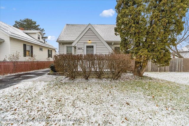 2610 W Washtenaw Street, Lansing, MI 48917
