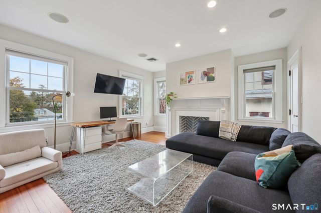 135 Elizabeth Street, Hartford, CT 06105