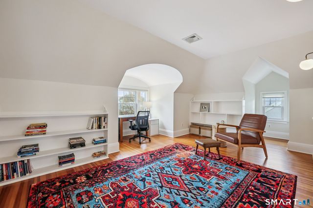 135 Elizabeth Street, Hartford, CT 06105