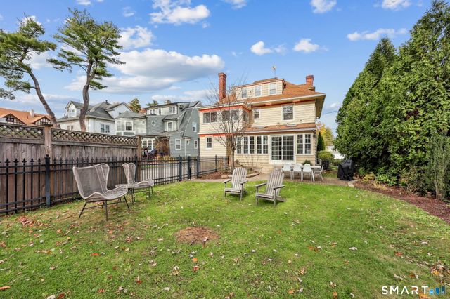 135 Elizabeth Street, Hartford, CT 06105