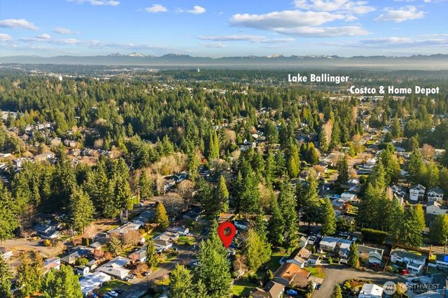 323 NW 202nd Street, Shoreline, WA 98177