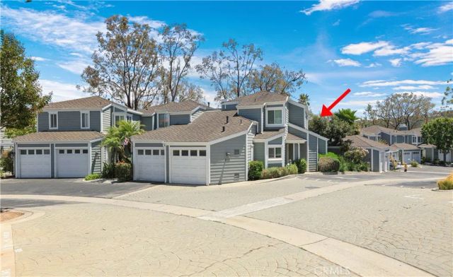 112 Santa Rosa Court, Laguna Beach, CA 92651