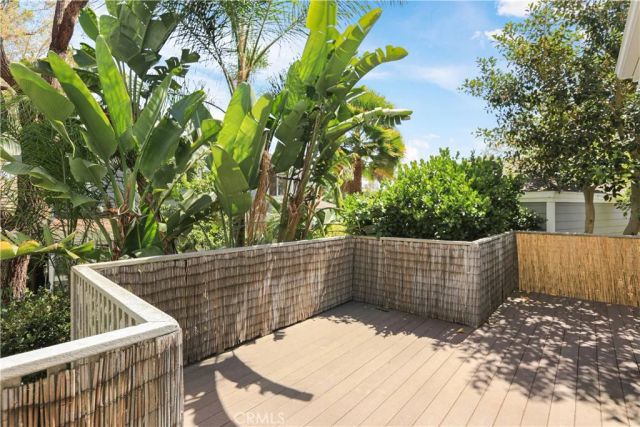 112 Santa Rosa Court, Laguna Beach, CA 92651