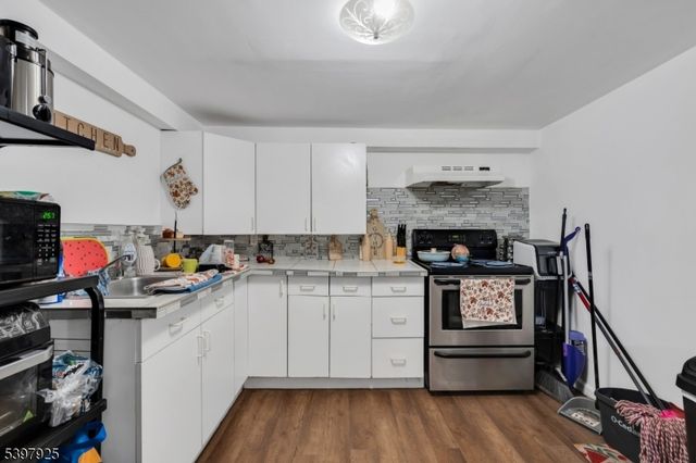 26 Center Oak Ave, Lawnside Boro, NJ 08045