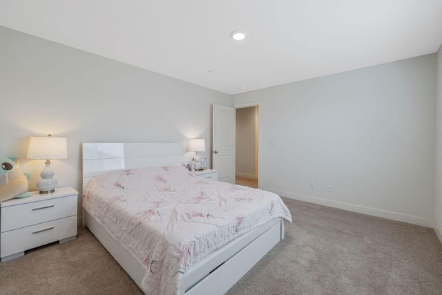 3043 Parks Avenue, Tulare, CA 93274