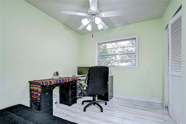 8609 N 29TH STREET, Tampa, FL 33604