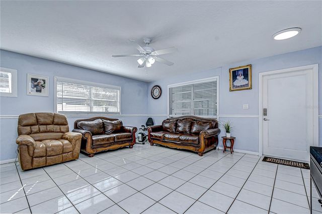 8609 N 29TH STREET, Tampa, FL 33604