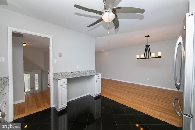 47 HERITAGE RD, Marlton, NJ 08053