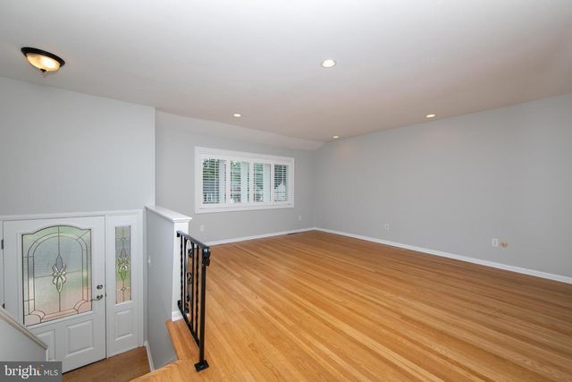 47 HERITAGE RD, Marlton, NJ 08053