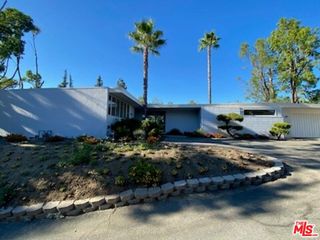 4014 Rogen Drive, Encino, CA 91436