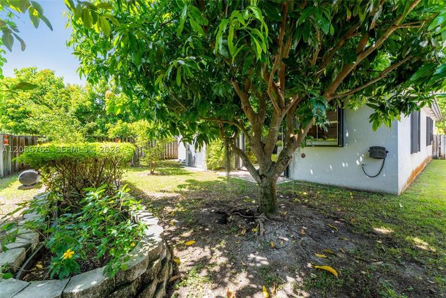 25419 SW 121st Ave, Homestead, FL 33032