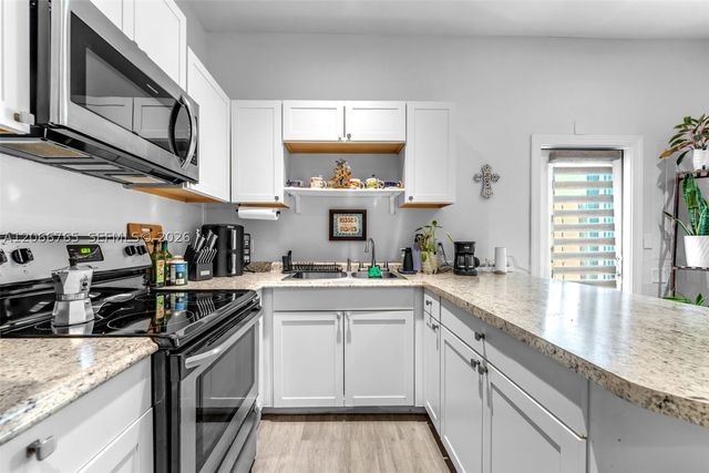 25419 SW 121st Ave, Homestead, FL 33032