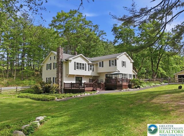 299 Brick Church Road, Hamilton Twp, PA 18353