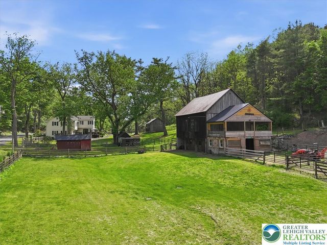 299 Brick Church Road, Hamilton Twp, PA 18353