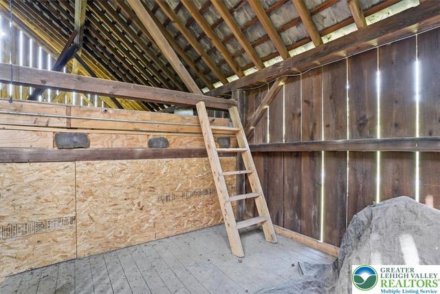 299 Brick Church Road, Hamilton Twp, PA 18353