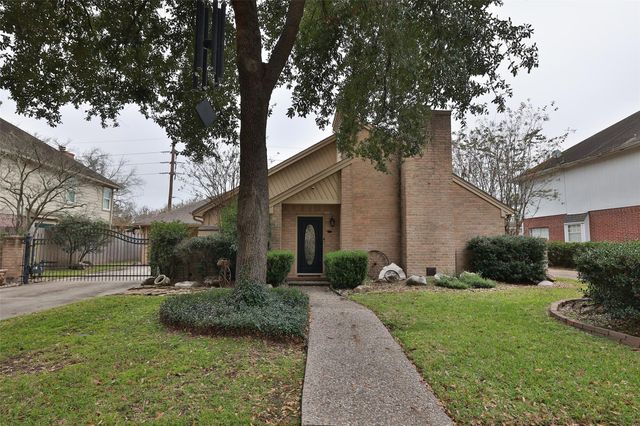 6702 Seinfeld Court, Houston, TX 77069