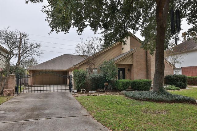 6702 Seinfeld Court, Houston, TX 77069