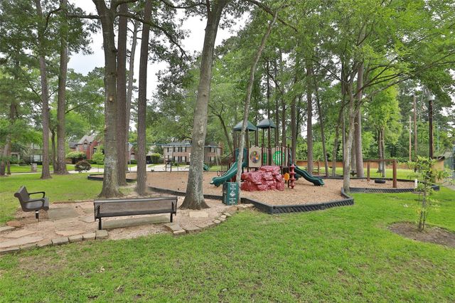 6702 Seinfeld Court, Houston, TX 77069