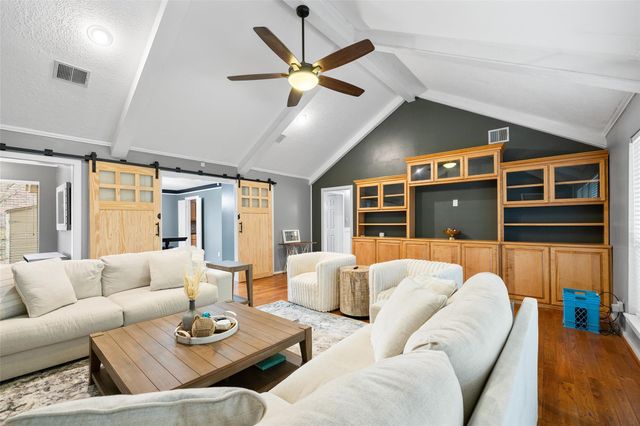 6702 Seinfeld Court, Houston, TX 77069