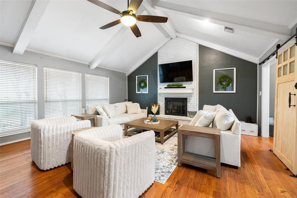 6702 Seinfeld Court, Houston, TX 77069