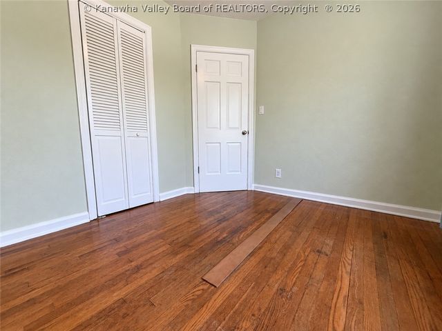 657 Forest Circle, South Charleston, WV 25303
