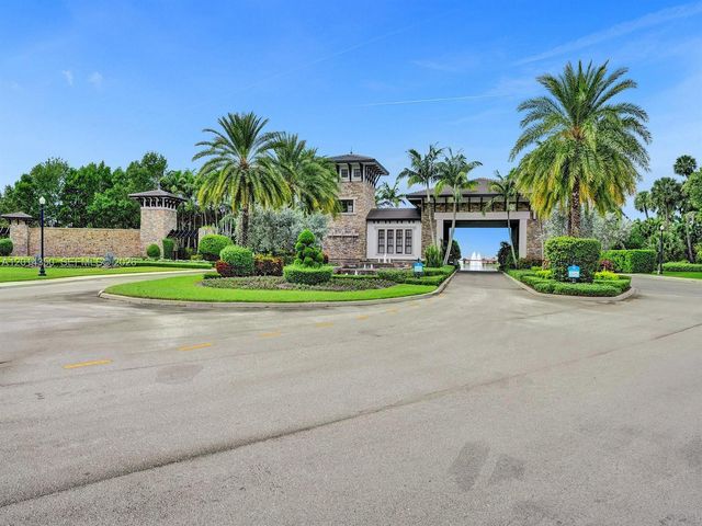 8915 W Watercrest Cir W, Parkland, FL 33076