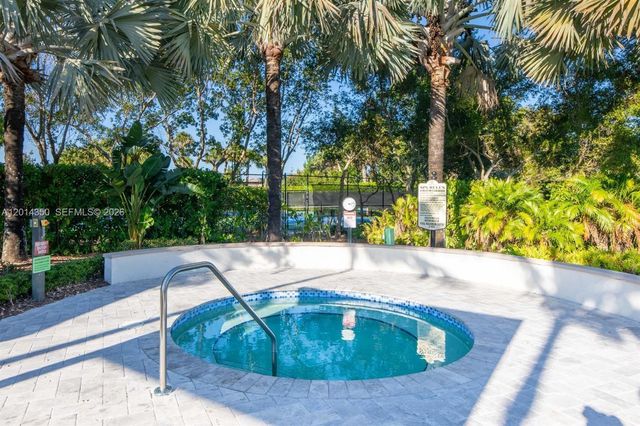 8915 W Watercrest Cir W, Parkland, FL 33076
