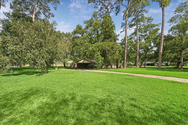 1311 Forest Cove Drive, Kingwood, TX 77339