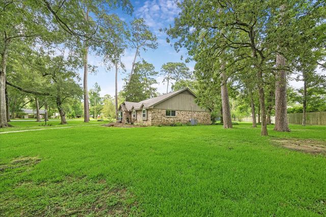 1311 Forest Cove Drive, Kingwood, TX 77339