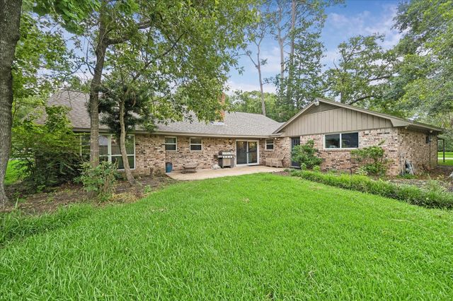 1311 Forest Cove Drive, Kingwood, TX 77339