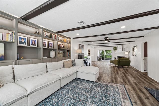 1311 Forest Cove Drive, Kingwood, TX 77339