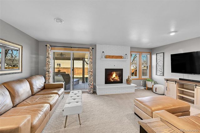 1022 Berkeley Court, Longmont, CO 80503